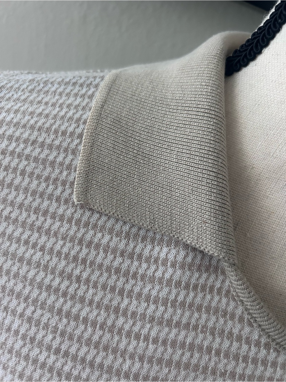 Beige/Cream Collared Houndstooth Polo Top Medium Preppy Tennis Dark Academia - Picture 3 of 8